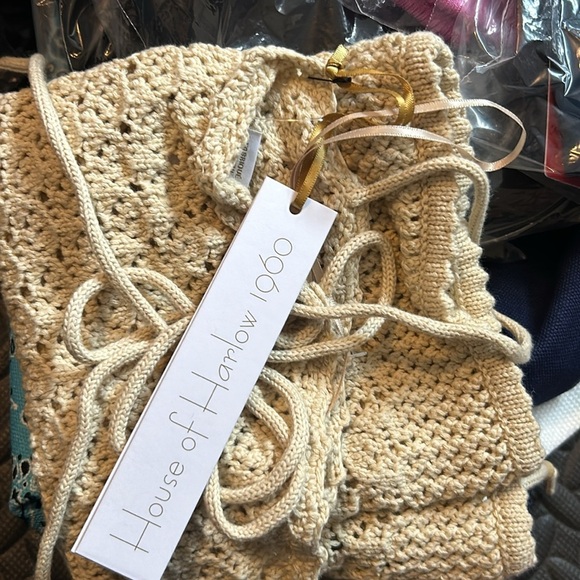 House of Harlow 1960 Cream Crochet Halter Top NWT Size M - Picture 8 of 8